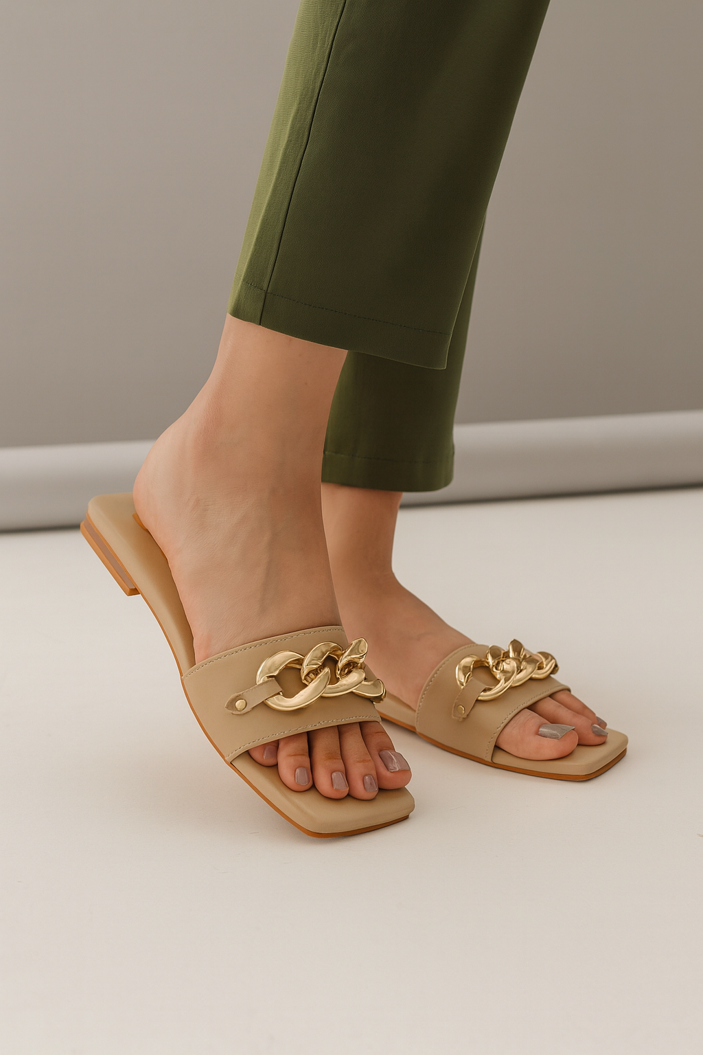 Gold Chain Flats